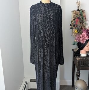 Elegant Black Burnout Velvet Patterned Dress